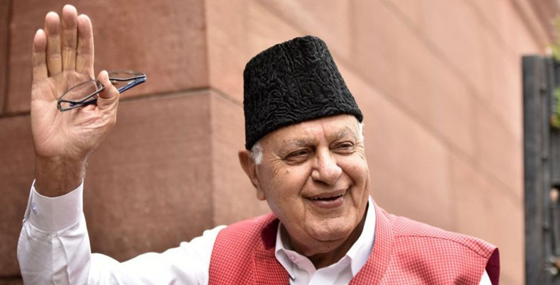 Reopen routes for trade with Pak: Farooq Abdullah