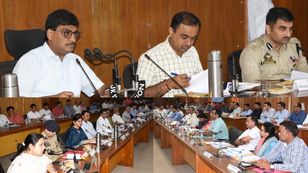 CS reviews developmental works in District Udhampur