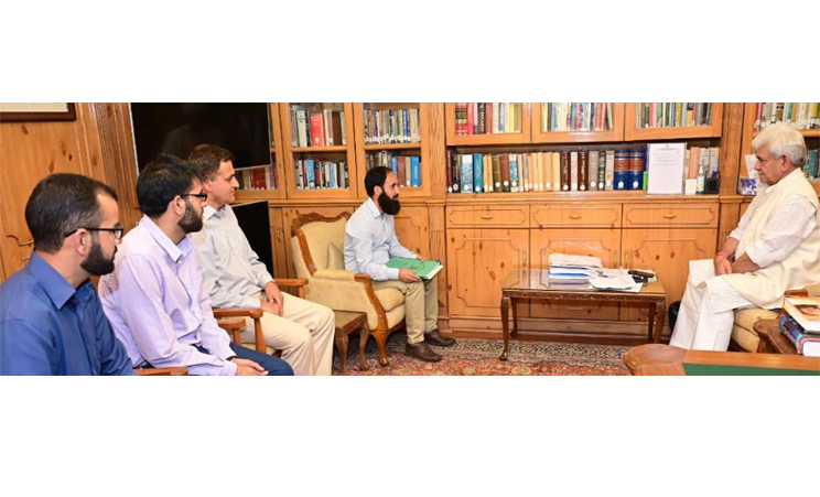Young scientists of Kashmir University call on Lt Governor