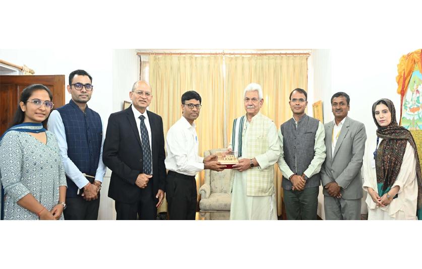 NITI Aayog Member calls on LG Sinha; discusses key development priorities and way forward for the UT