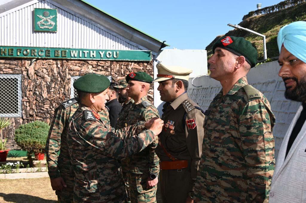 J-K: Army chief reviews counter-terror ops, deliberates on infusion of advanced tech