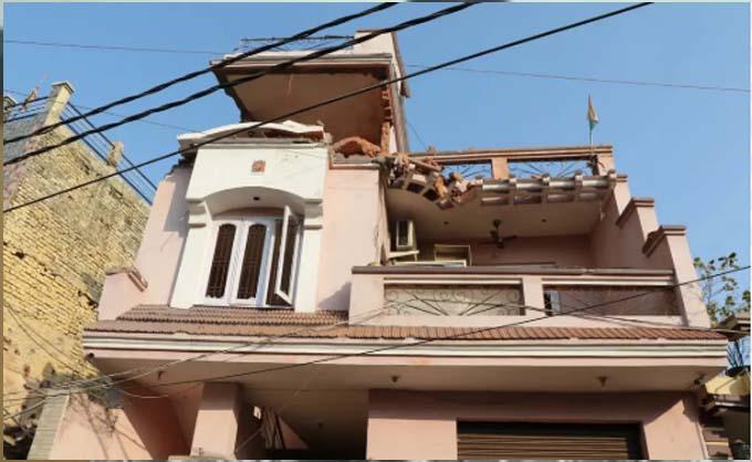 Jammu-Kashmir government official, toddler among five killed in shelling by Pakistan across Jammu region