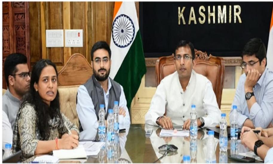 Div Com Kashmir reviews arrangements for Ist International Film Festival of J&K