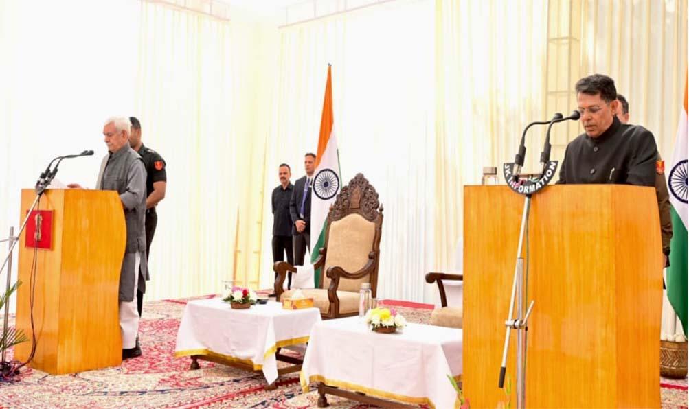 Shantmanu Takes Oath as J&K State Election Commissioner