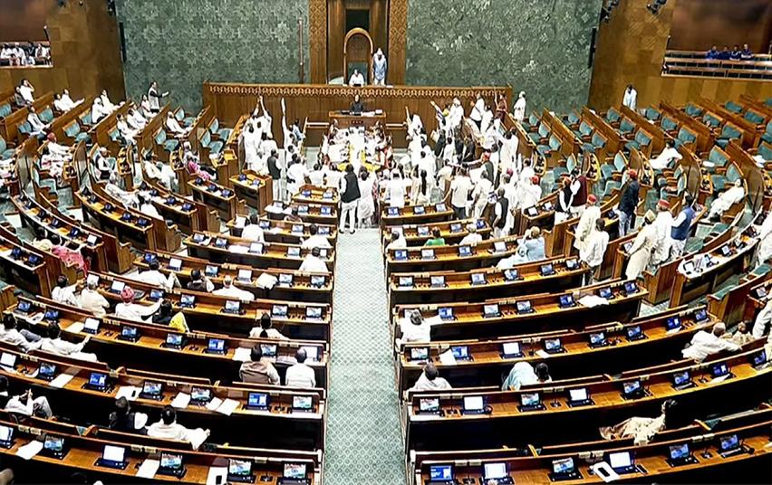 Lok Sabha passes Bill to set up panel to appoint chiefs, members of tribunals without debate