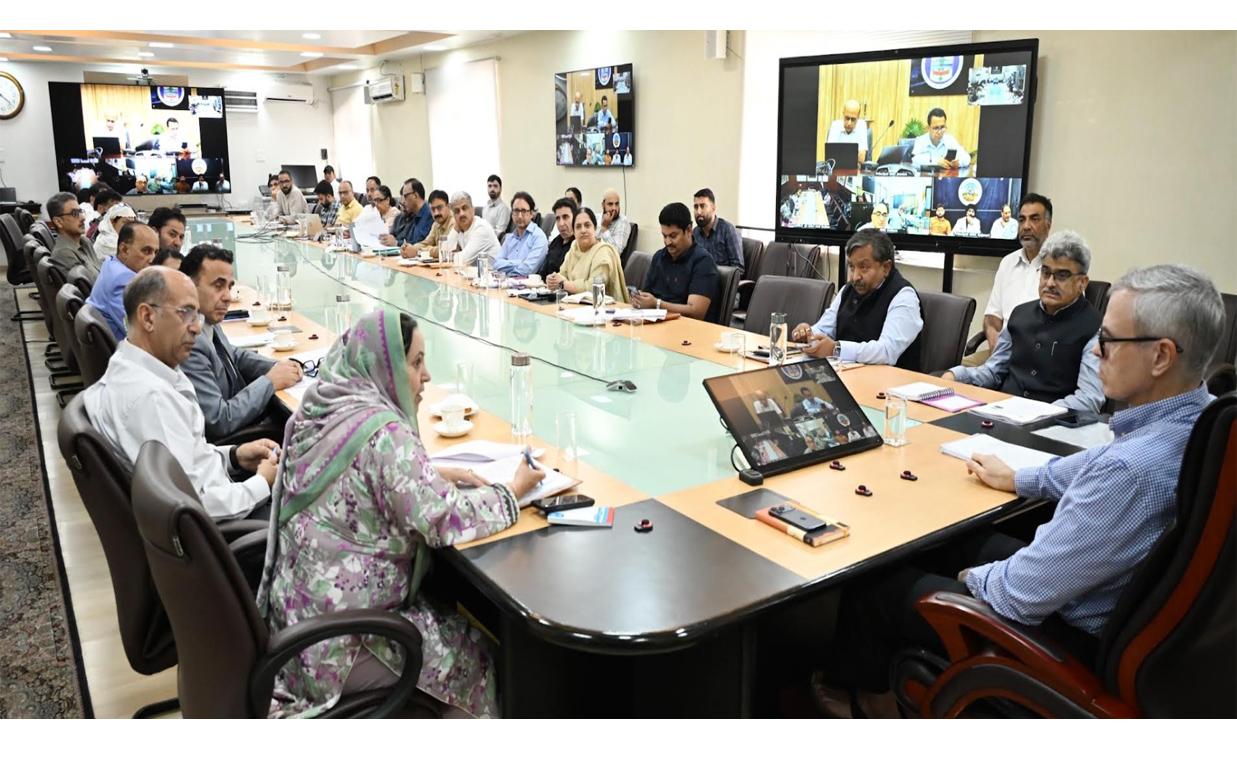 CM Omar Abdullah directs Health Department to address gaps in manpower, equipment and healthcare infrastructure