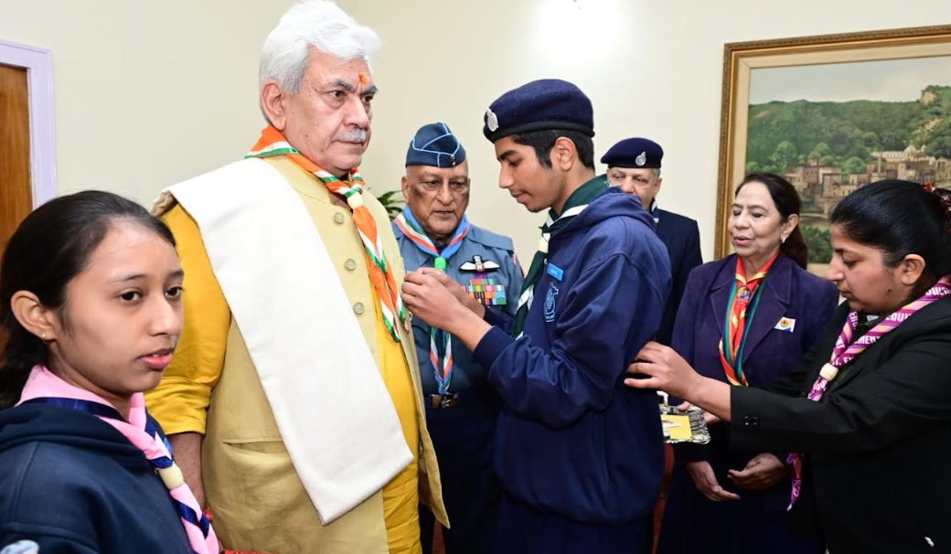 Lt Governor interacts with Officers & Volunteers of J&K Bharat Scouts & Guides