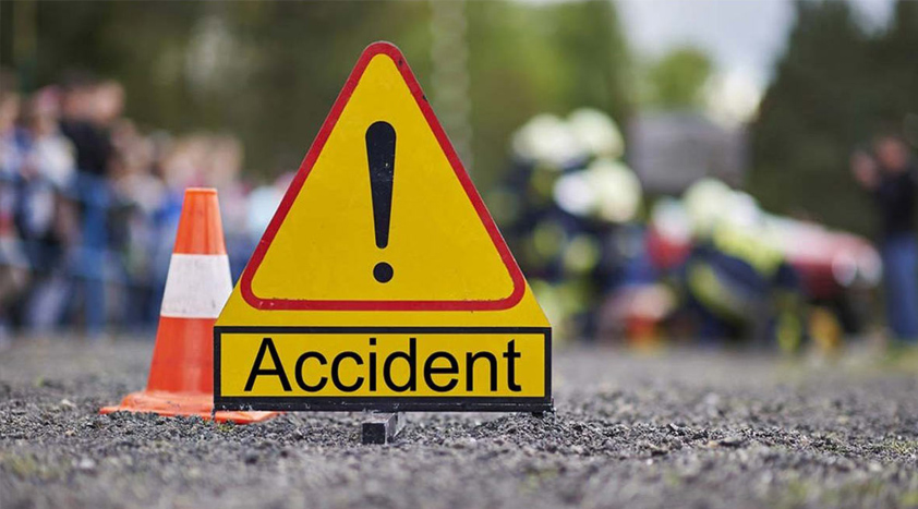 Four killed, 7 injured after cab rolls down the road in Poonch