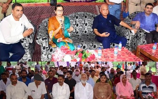  Block Diwas: DC Jammu visits Bhalwal