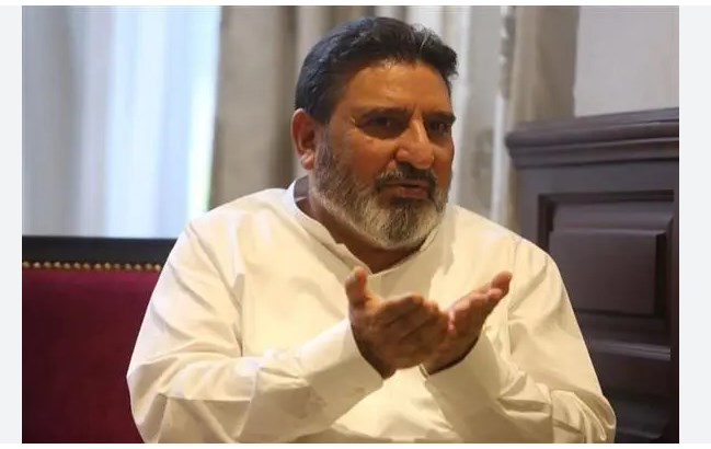 Will hire best lawyers to fight in SC for restoration of Articles 370, 35A: Bukhari