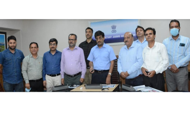 Mehta launches e-services, website of Floriculture Deptt