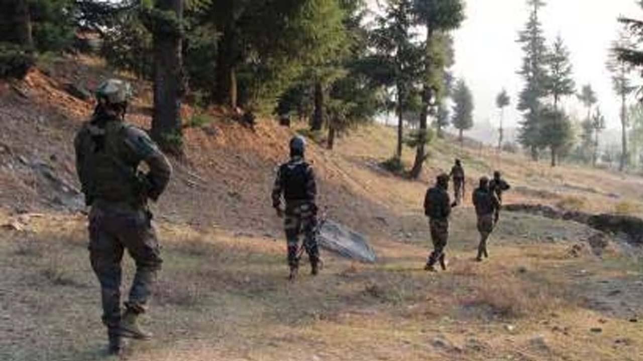 Pakistan violates ceasefire for 10th consecutive day along LoC in J&K