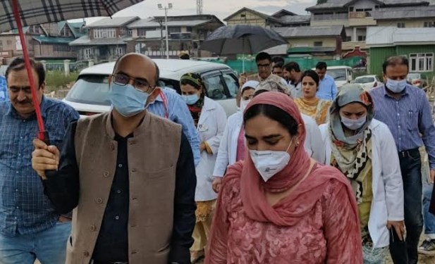 Bhupinder Kumar inspects various city hospital, reviews progress on ongoing works
