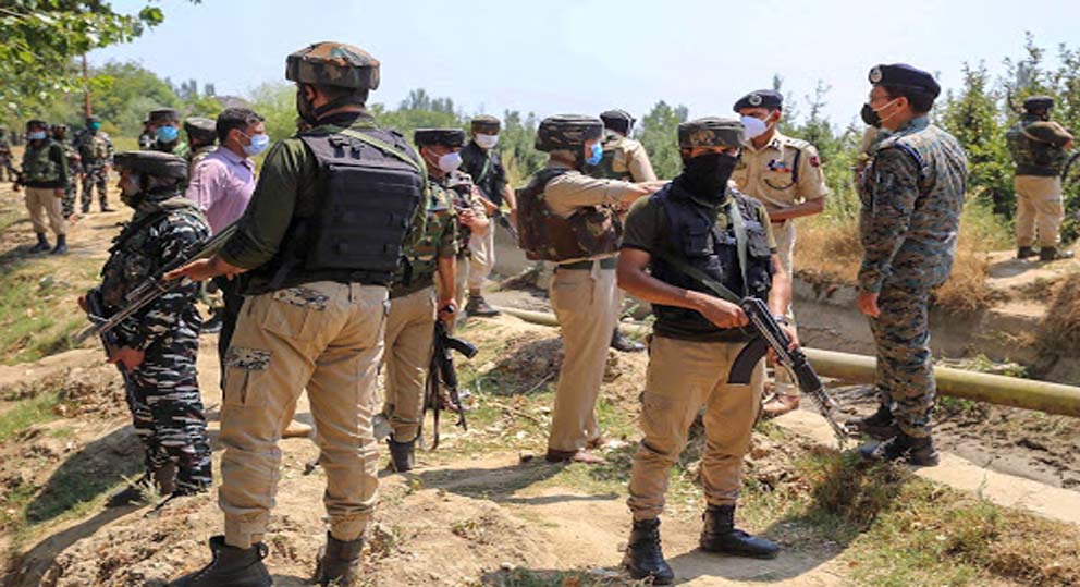 JK operation: Security forces kill 3rd militant, an LeT ''commander'' who shot dead BJP leader Bari