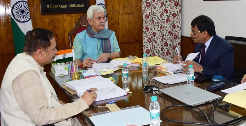 Government winds up the Department of Stationery and Office Supplies