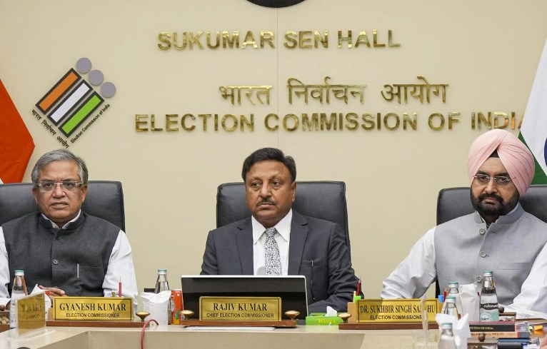 EC reviews law and order, security situation for Lok Sabha polls