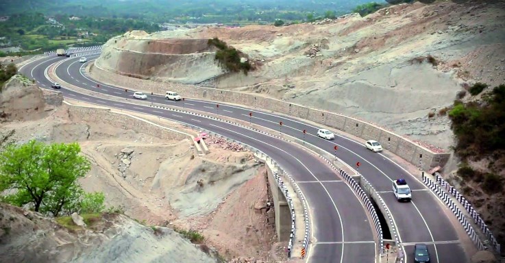 J&K highway to remain shut for 4 hours daily till Sept 27 for undertaking repairs